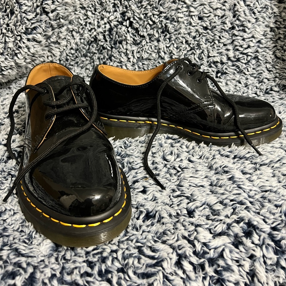 Dr. Martens 1461 - Women’s size 8 - Eu 39